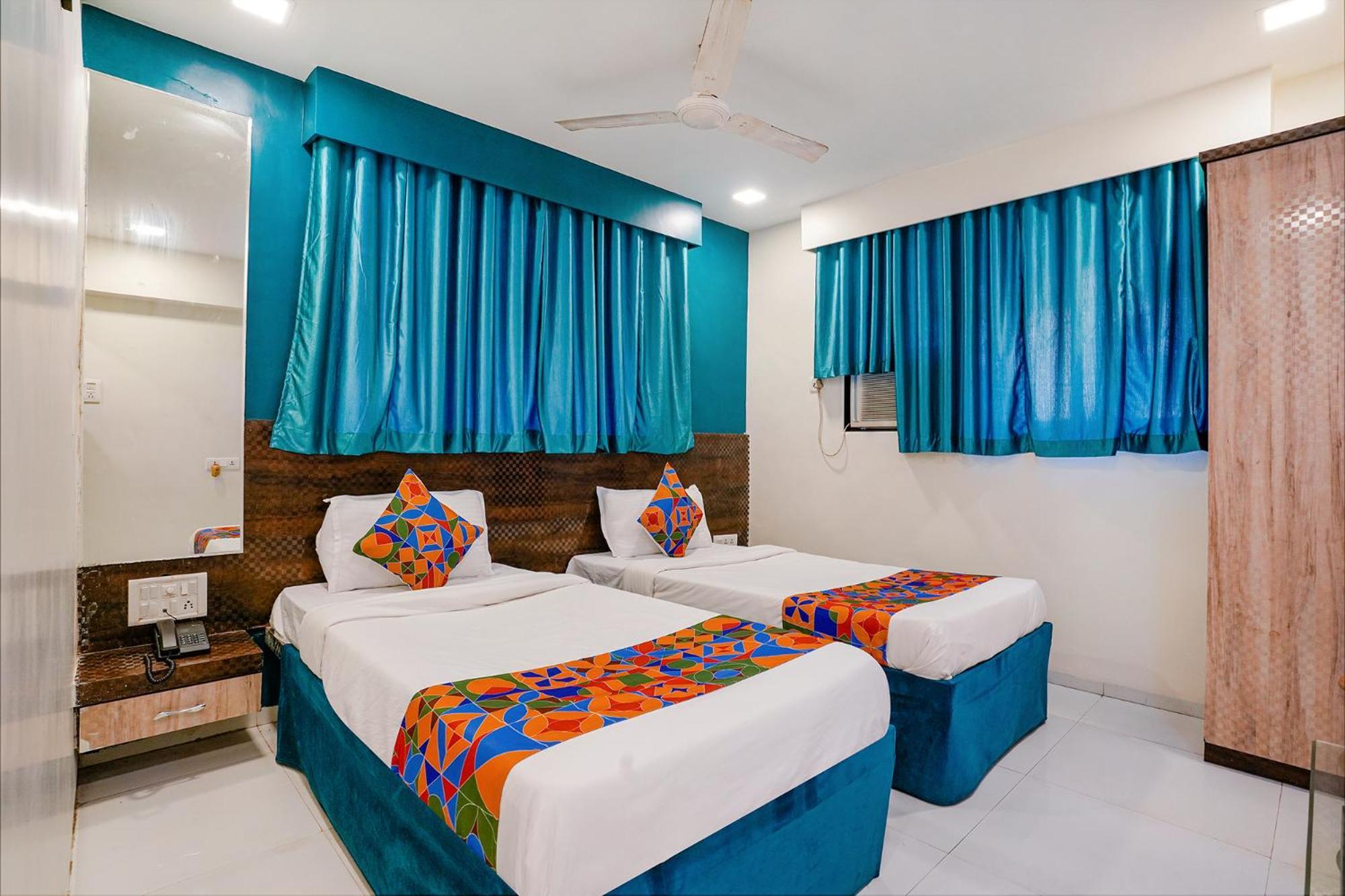 מומביי Hotel Bindra Elite מראה חיצוני תמונה